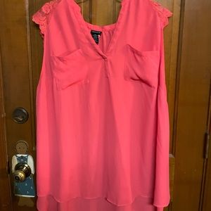 EUC Sleeveless coral blouse. Lace over shoulders. Size 3X